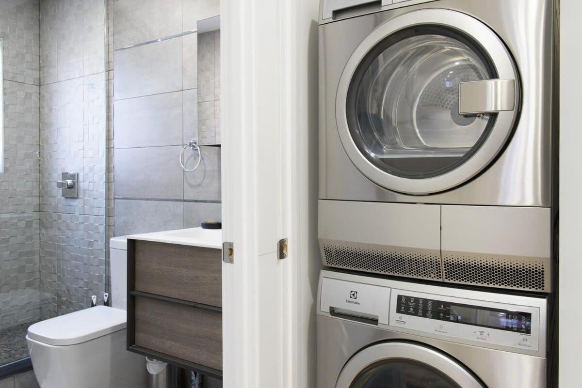 Apartment 75-5b Luxury 3br Duplex W&d Elevator Bldg *
